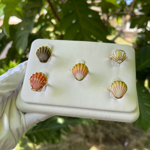 14k Gold Orange Sunrise Shell Ring