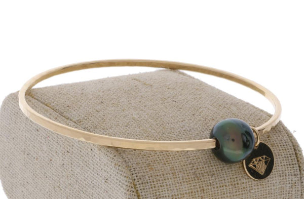 Tahitian Pearl Bangle in Gold