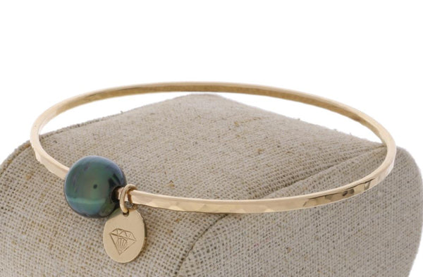 Tahitian Pearl Bangle in Gold