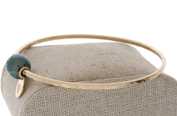 Tahitian Pearl Bangle in Gold