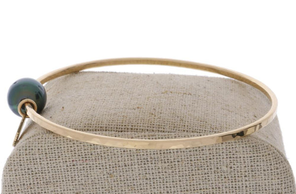 Tahitian Pearl Bangle in Gold