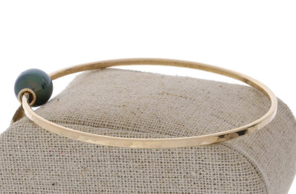 Tahitian Pearl Bangle in Gold