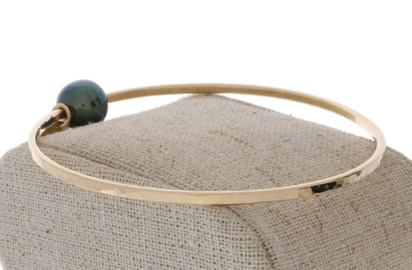 Tahitian Pearl Bangle in Gold
