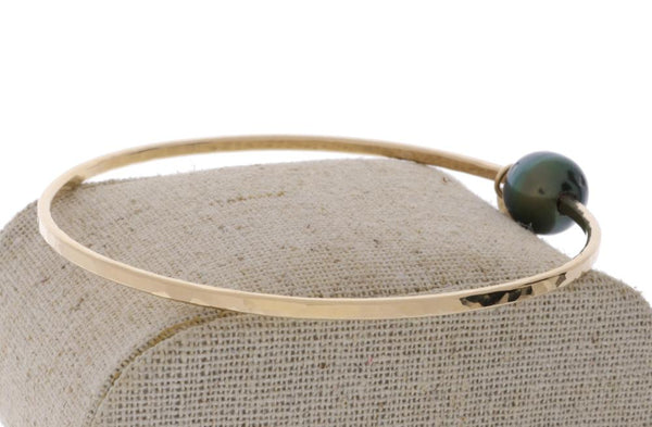 Tahitian Pearl Bangle in Gold