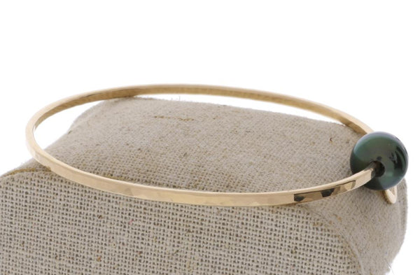 Tahitian Pearl Bangle in Gold