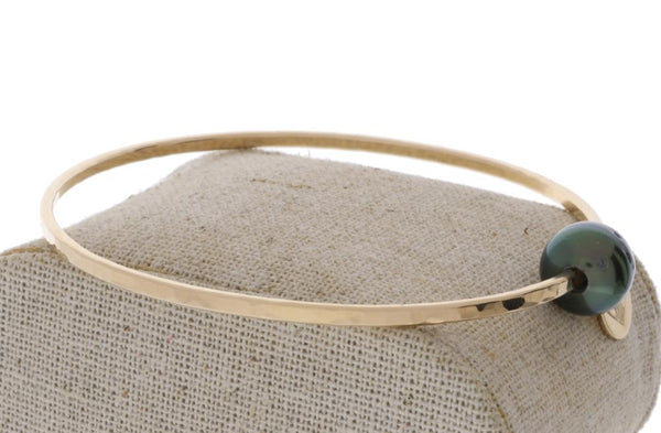 Tahitian Pearl Bangle in Gold