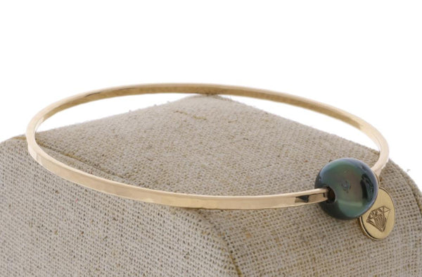 Tahitian Pearl Bangle in Gold
