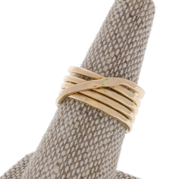 Crossover Ring