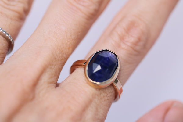 14k Gold Iolite Ring