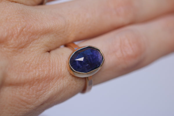 14k Gold Iolite Ring