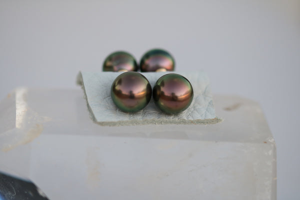 Double Tahitan Pearl Stud Earrings