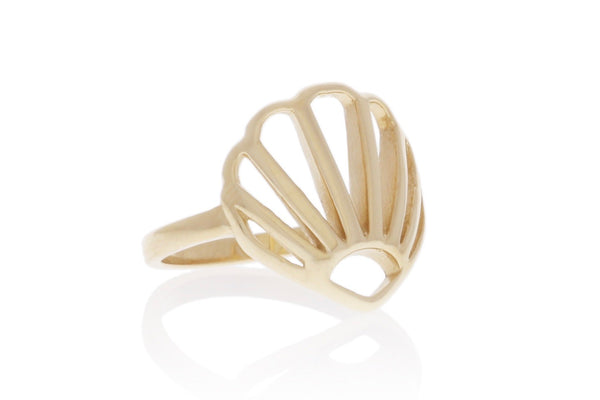 Gold Shell Ring in 14k
