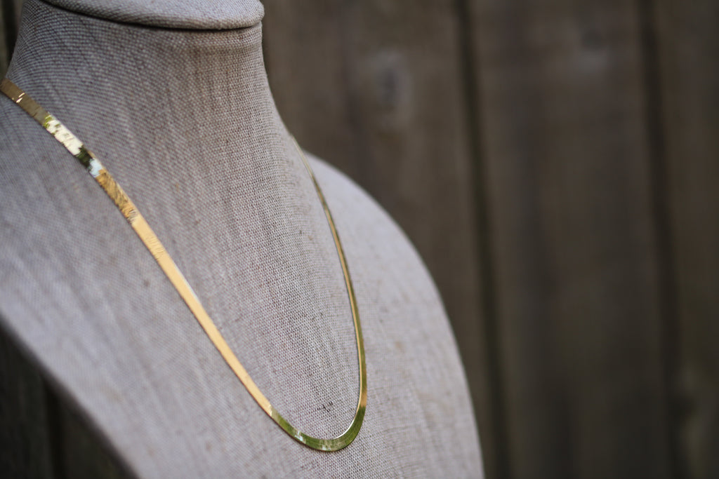 Gold Herringbone Chain – Liry's Jewelry